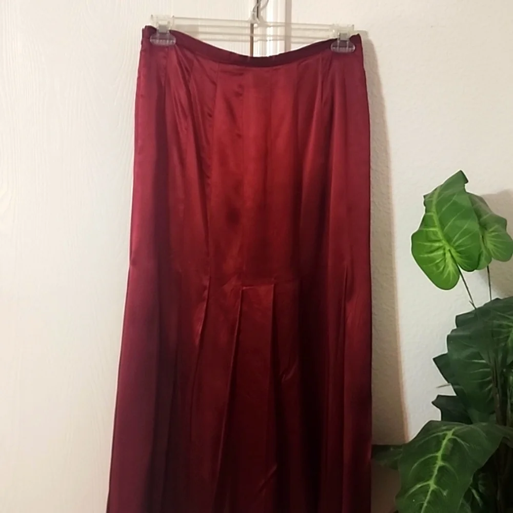 Spiegel Silk Skirt - Picture 2 of 10